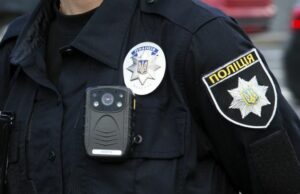 Атака на працівників Деснянського ТЦК в Києві: затримано чоловіка з ножем