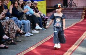 Учні Кропивницького виявляють доброту: благодійний показ мод і підтримка ЗСУ