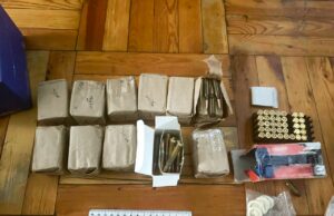 Задержано зі зброєю: у Запоріжжі вилучили арсенал у мешканця обласного центру