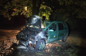 Розслідування: пошук замовників підпалів автомобілів українських військових