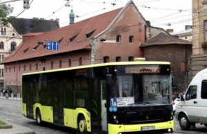 Полегшення після виходу з маршрутки в Львові