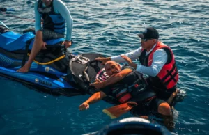 72-летний серфингист погиб на мощной волне в Пуэрто-Рико