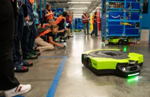 Amazon планирует заменить 600 тысяч работников роботами, по данным отчёта